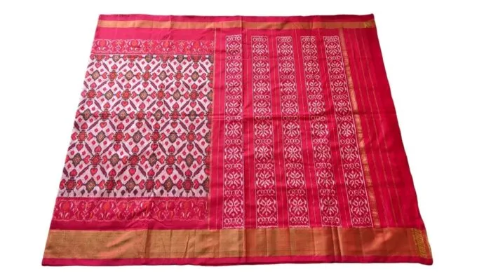 Pochampally Ikat Handloom Silk Saree- 6.2 Meters with Blouse - Image 1