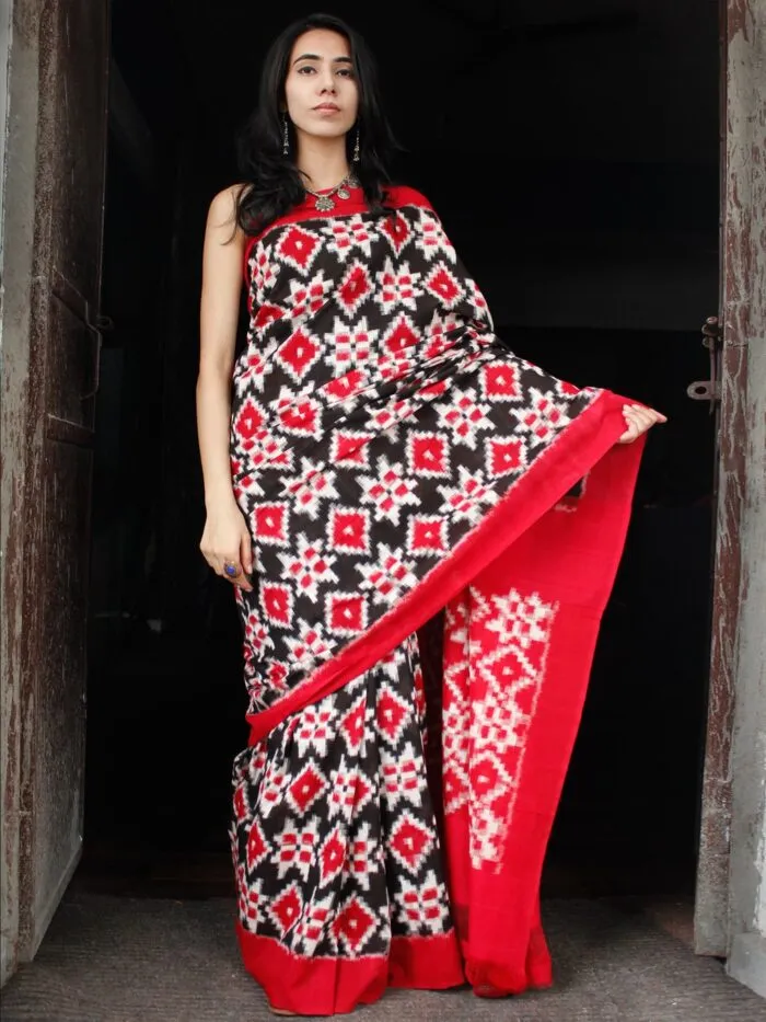 Theliya Rumal Saree in Red & Black – Handwoven Double Ikat Cotton Saree with Blouse, 6.2 Meters - Image 1