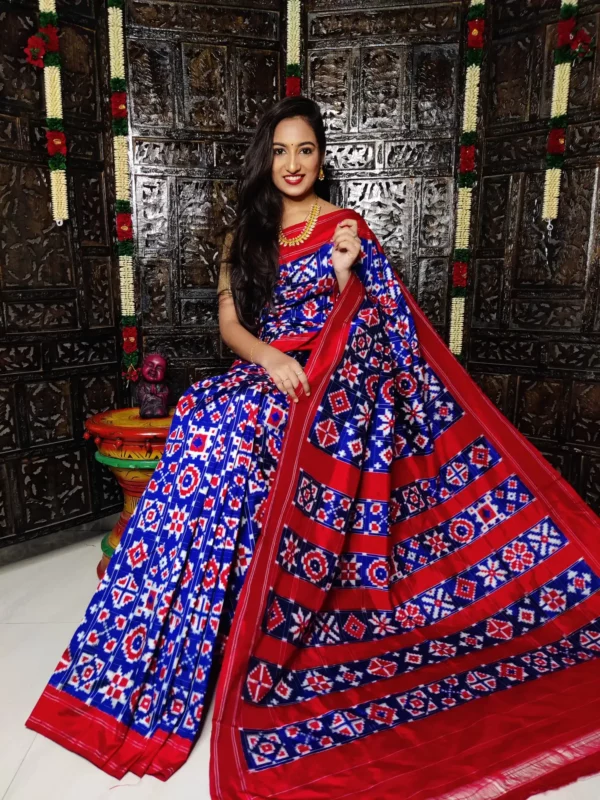 Pochampally silk saree with double ikat Theliya design, 16 motifs, and matching blouse - Handwoven by PAVANKUMARWEAVES