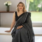 Patteda Anchu Saree With Running Blouse - Image 2