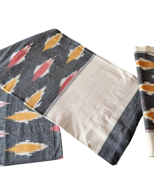 Single cot cotton bedsheet with traditional patterns, handloom woven for a blend of comfort and elegance