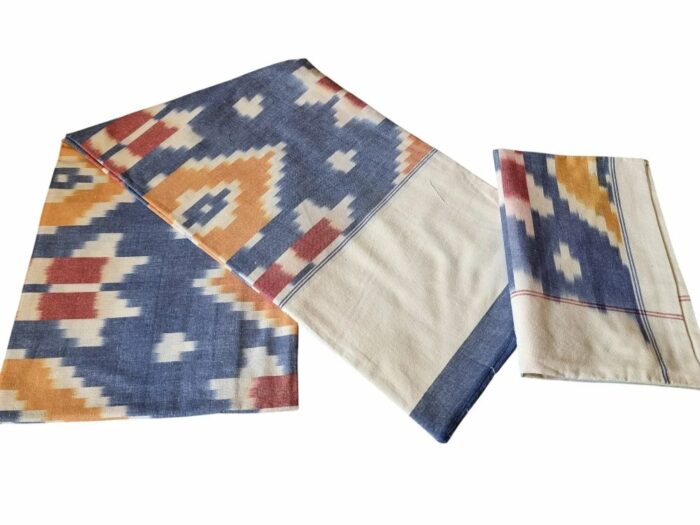 Ikat Bedsheet: King Size Luxury with Two Pillow Covers - Image 1