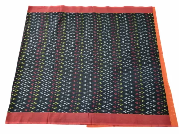Ethnic Pochampally Saree Showcasing the Beauty of Ikat Weaving