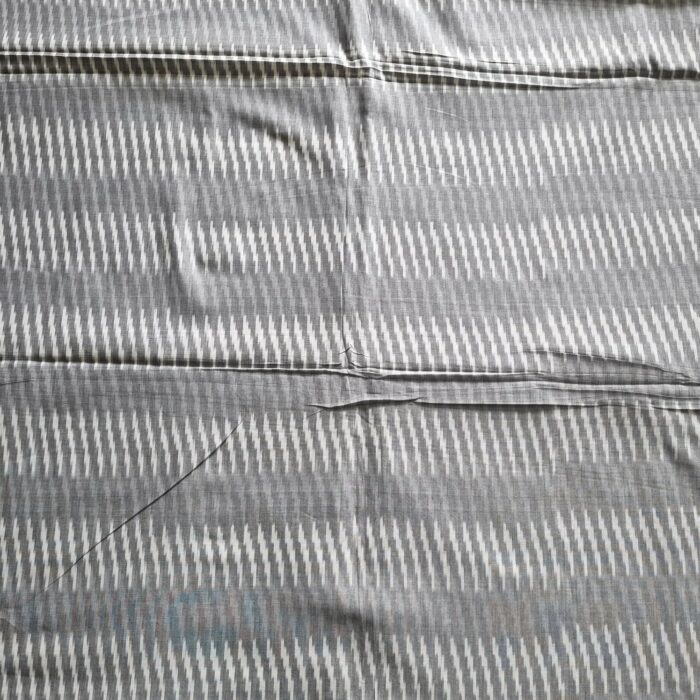 Premium Mercerised Ikat Fabric for Elegant Creations - Image 2