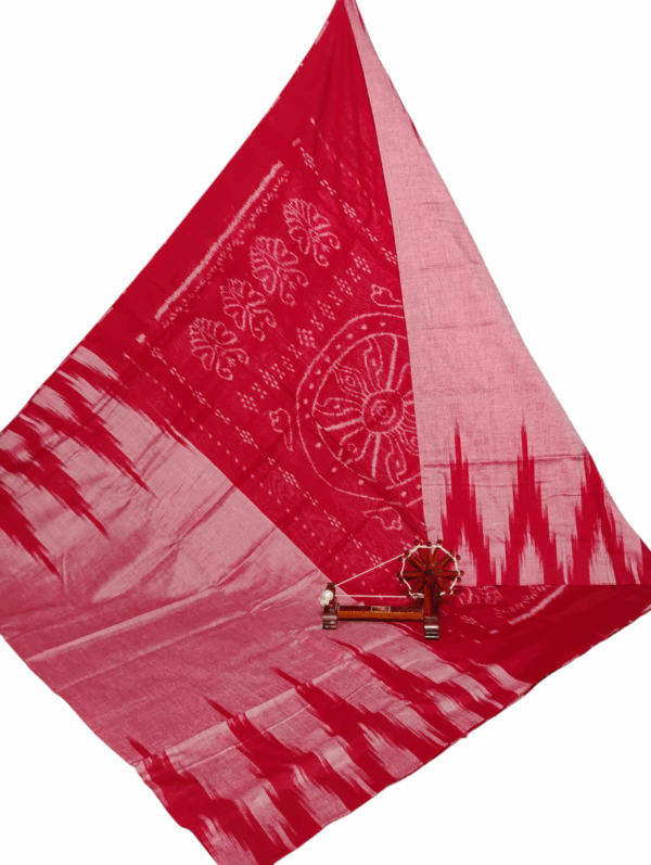 Authentic Temple Border Pochampally Saree – Handwoven Ikat