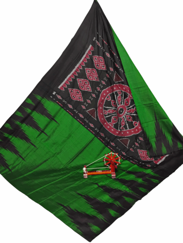 Authentic Temple Border Pochampally Saree – Handwoven Ikat