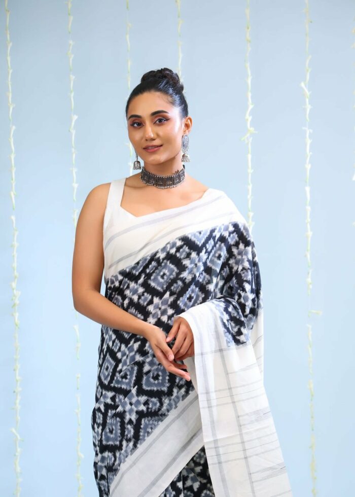 Green And Mustard Theliya Rumal Saree with Blouse – 6.2 Meters of Heritage Elegance - Image 1