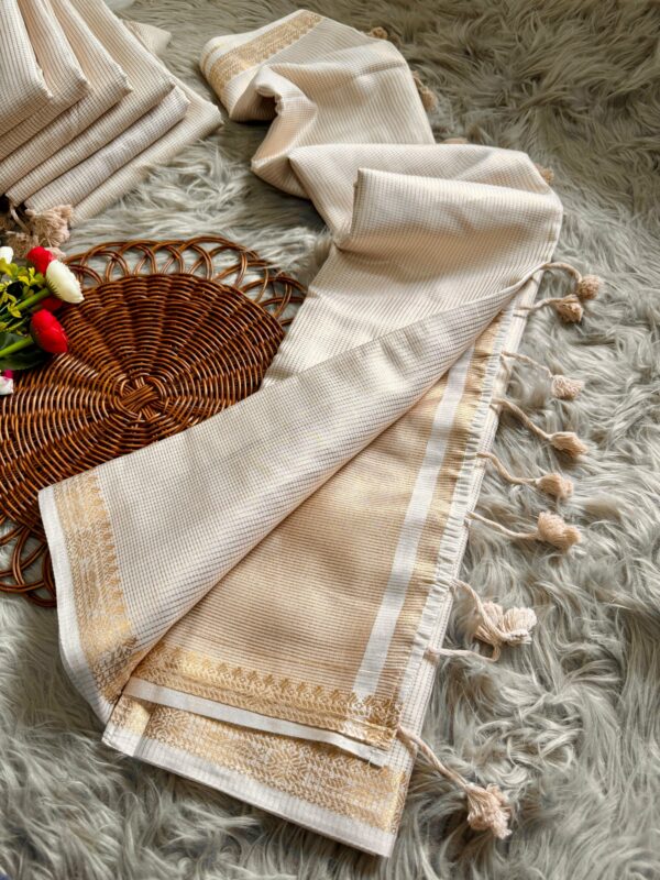 Onam Elegance – Graceful Kasavu Sarees for the Festive Season 🌼