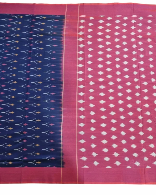 Handwoven Pochampally Ikat Saree in Traditional Geometric Pattern