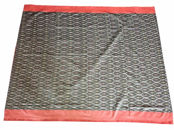 Elegant Pochampally silk saree showcasing classic South Indian craftsmanship"