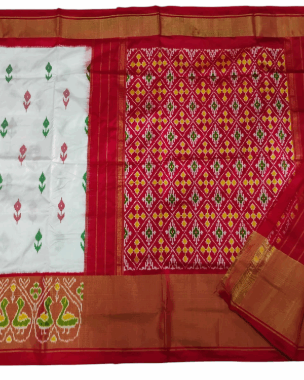 Pochampally Ikat Handloom Silk Saree- 6.2 Meters with Blouse