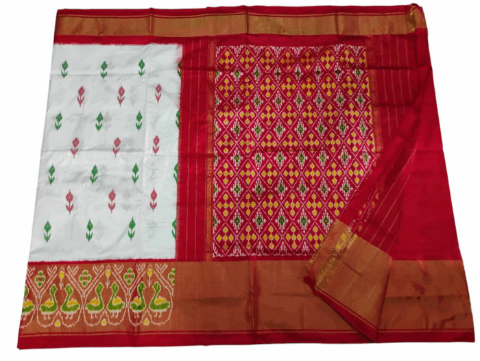 Pochampally Ikat Handloom Silk Saree- 6.2 Meters with Blouse - Image 1