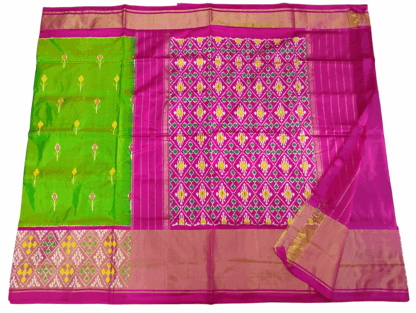 Pochampally Ikat Handloom Silk Saree- 6.2 Meters with Blouse