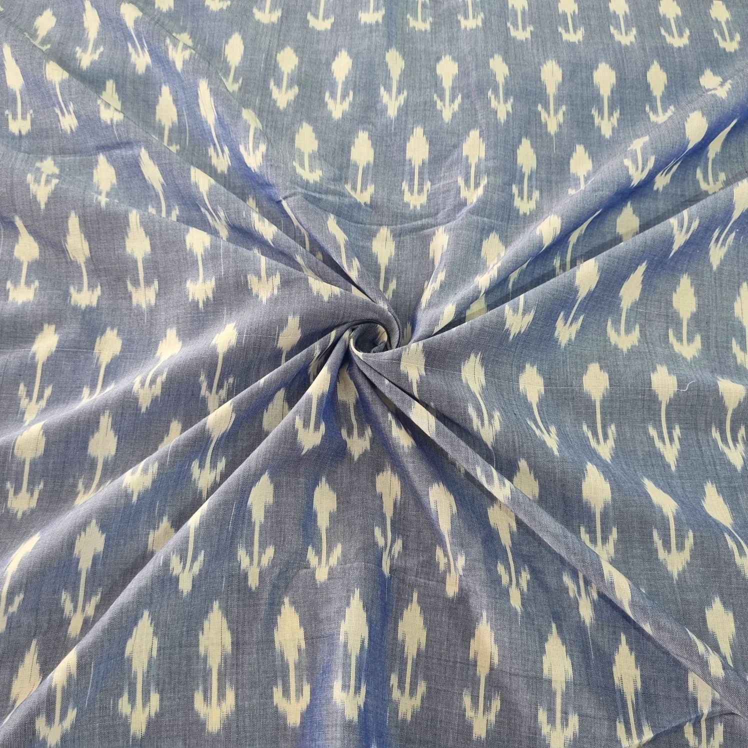 wp-17583537675551875566927205671357.webp Premium Mercerised Ikat Fabric for Elegant Creations - Image 1